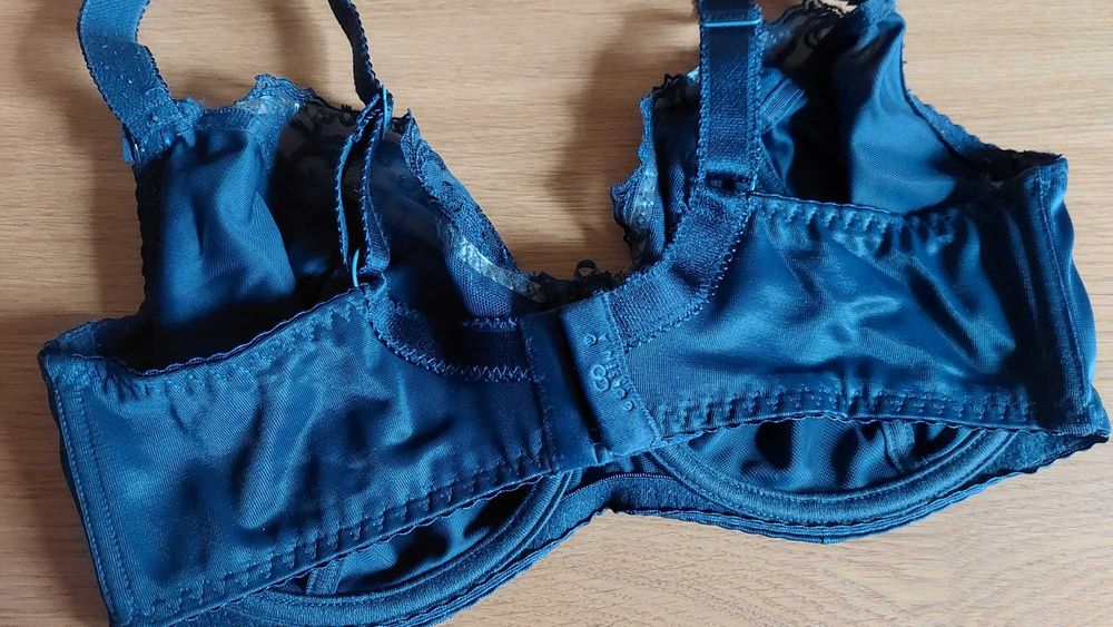 biustonosz stanik Gorsenia 70G granatowy