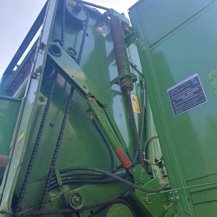 продам рулонний прес підбирач джон дир 550