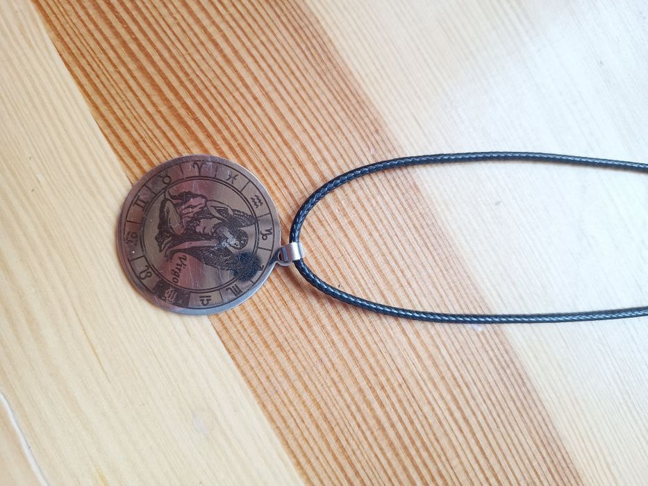 Naszyjnik z aniołem