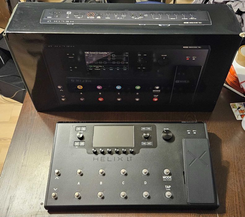 Line 6 HELIX LT - multiefekt, procesor gitarowy - interface