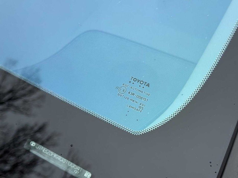 Toyota Camry 2021 2.5 Гібрид