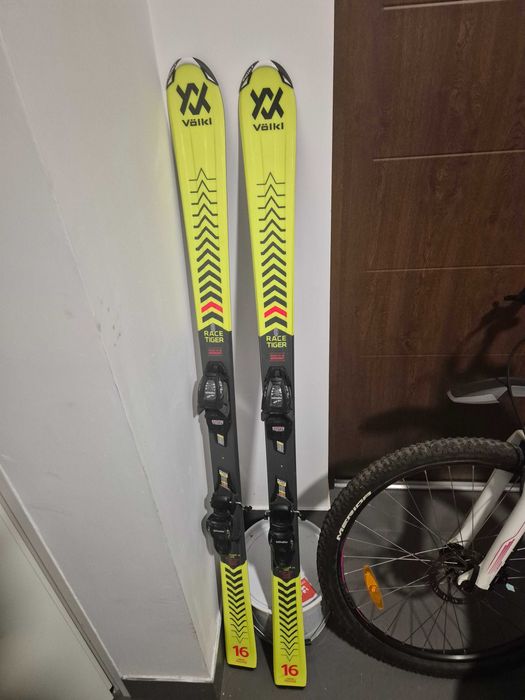 Narty Volkl Racetiger Jr 16 - 150 cm