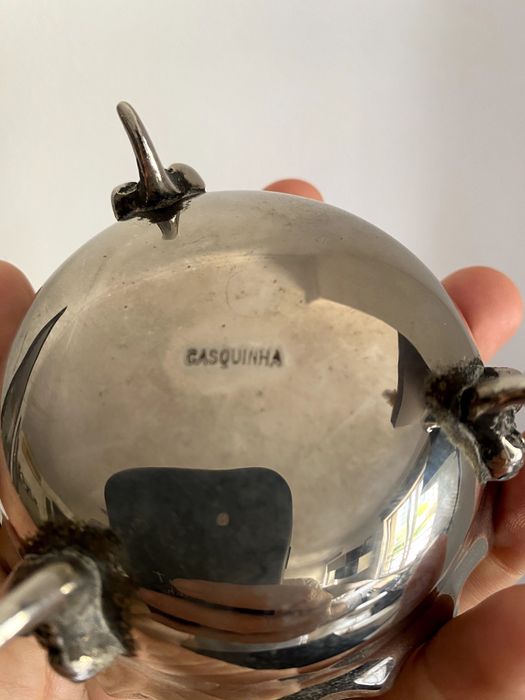 Conjunto vintage em casquinha — 1 taça grande e 6 taças pequenas