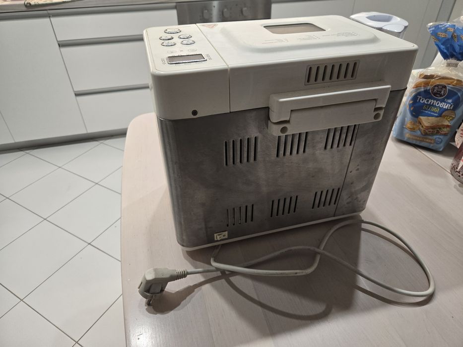 Хлібопічка Kenwood BM250, гарний стан