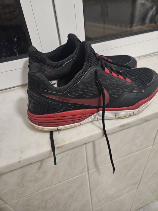 Tenis Nike bom estado