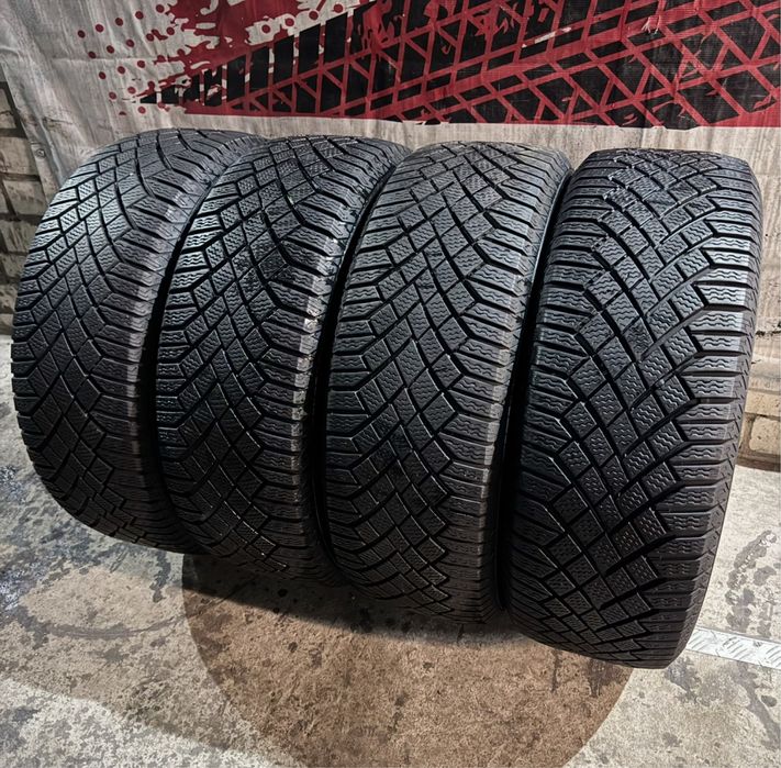 235/60/18 Continental Viking7 зимові шини 235 60 R18 резина 90%