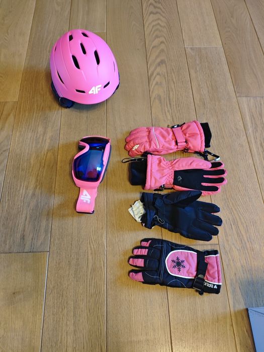 Kask narciarski + gogle + rękawiczki