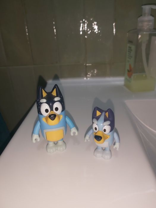 Bluey and Dad Characters64751968352385121