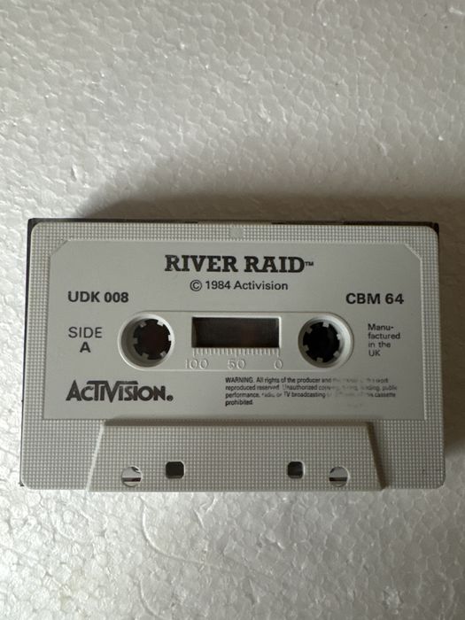 River Raid - gra na Commodore 64 C64 kaseta Activision