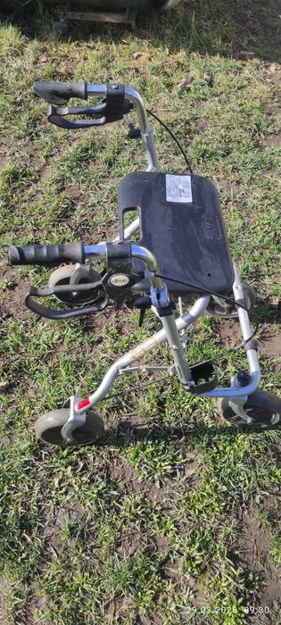 Продам ходунки для пожилых людей