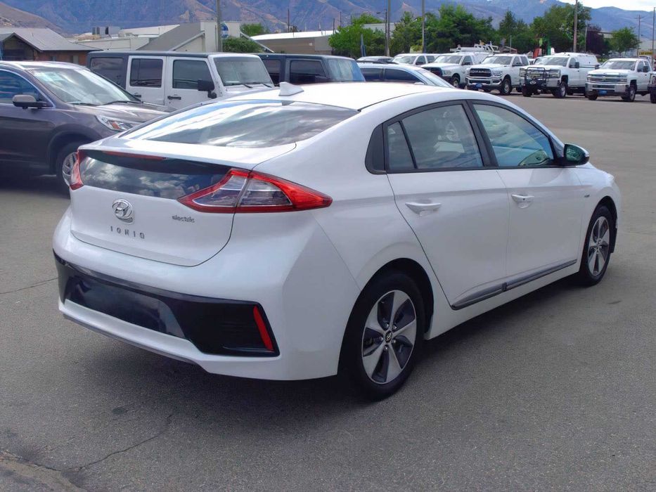 Hyundai Ioniq      2018