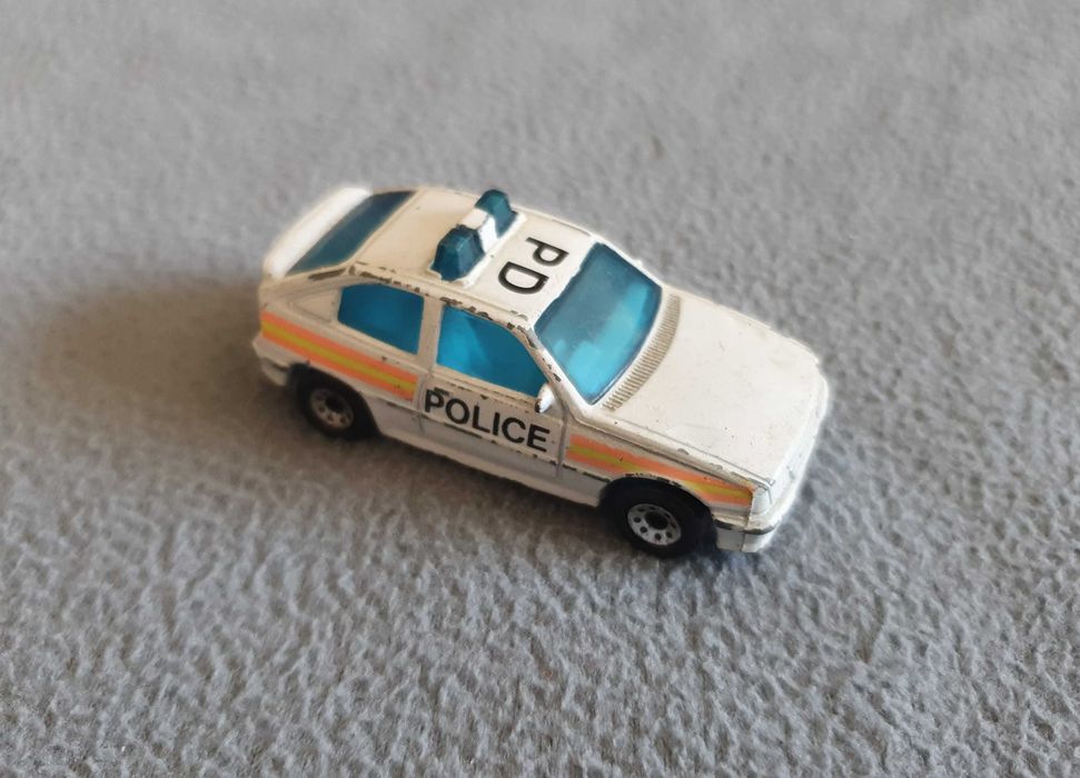 Matchbox: ModRod, Draguar, Pontiac, Astra, Tractor, Flareside, Snorkel