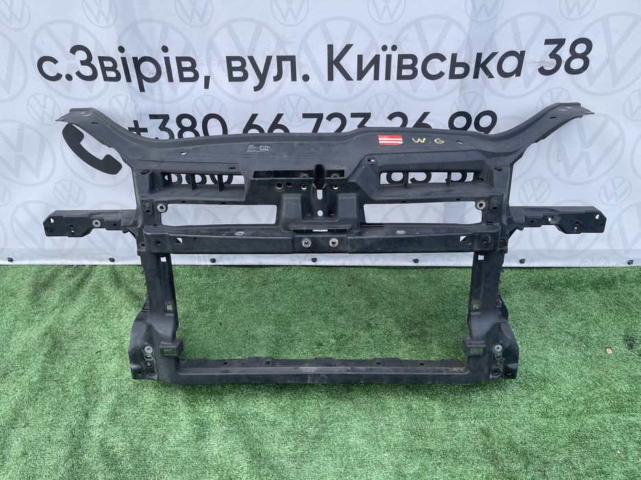 Телевізор Golf 5 установочна панель телевизор Гольф 5 хечбек