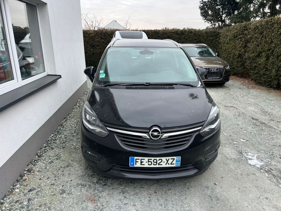 Opel zafira 2019 Rok 1.6 cdti