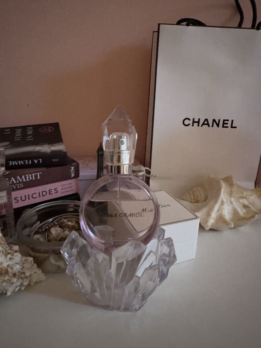 Ariana grande аріана гранде духи парфюм rem R.E.M Рем