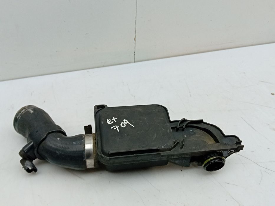 Tubo do intercooler FORD Fiesta VI (CB1, CCN)