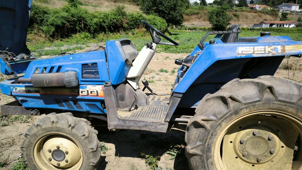 Trator iseki landhop 200
