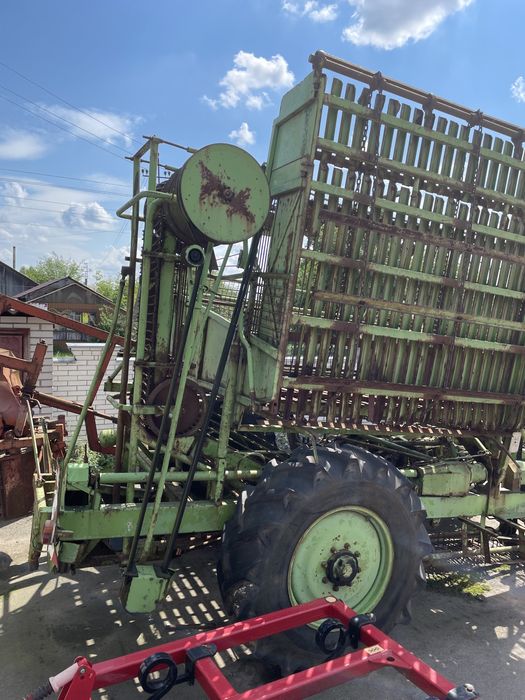 Бурякозбиральний комбайн Stoll