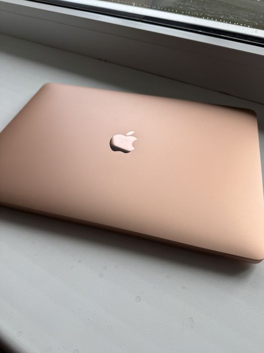 MacBook air m1/8-256