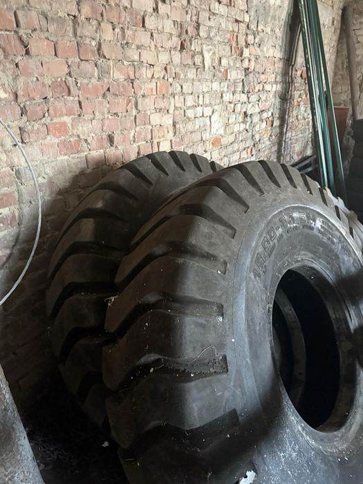 Навантажувач UNC 200