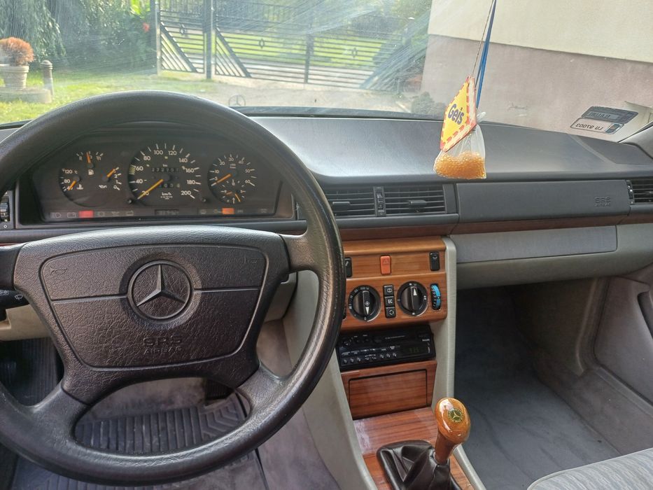 W124 do poprawek blacharsko lakieniczych:)