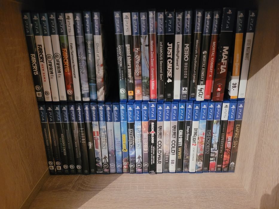 Ps4 playstation 4 500 gb CUH - 1004A możliwy zestaw