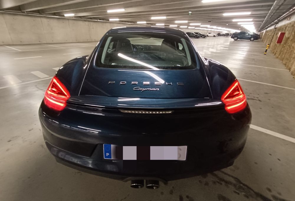 Porsche Cayman 2.7