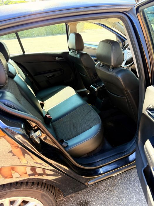 Opel astra 1.7 diesel  2009