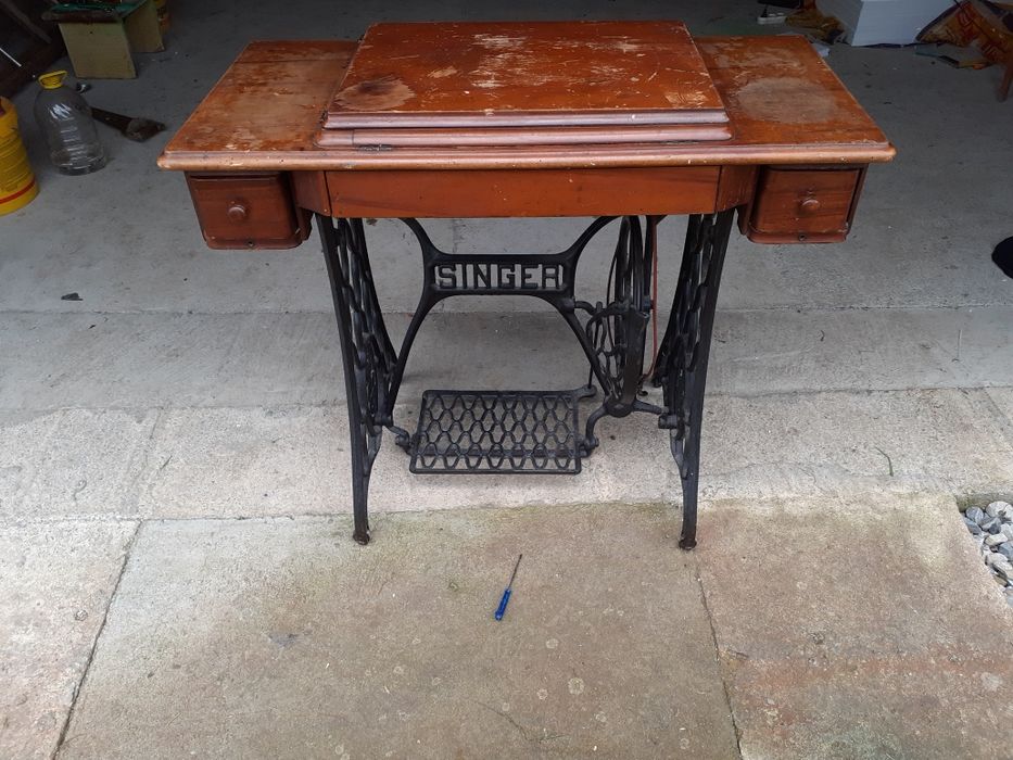 Швейна машинка зінгер