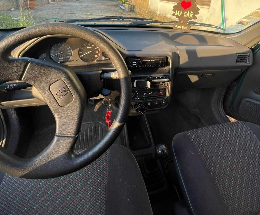 Peugeot 106 1.1 Gasolina – Apenas 117.000 km