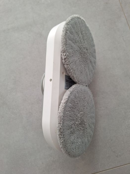 Robót czyszczący Cobbo I4