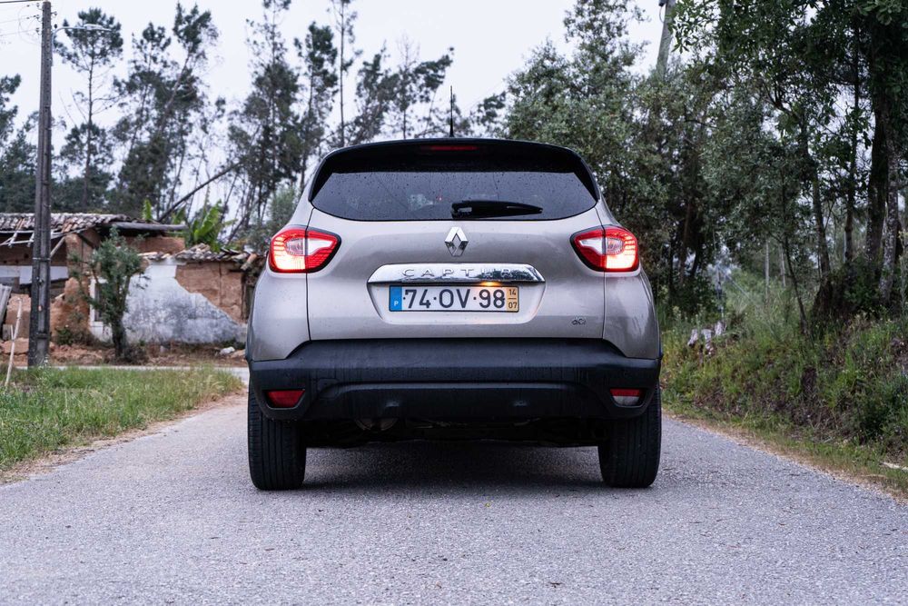 Renault Captur 1.5dCi 90CV 2014 18 Meses Garantia
