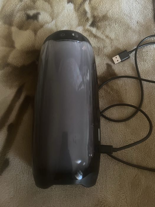 Колонка JBL PULSE 4. Идеальное состояние.