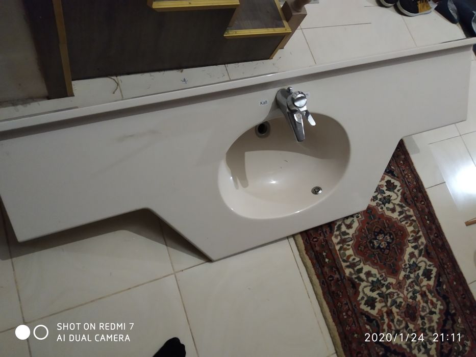 Продам мойку цельную искусственный камень