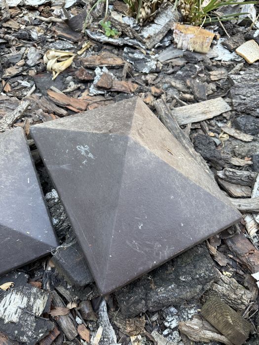 Kapelusze do murków, plota, ogrodzenia