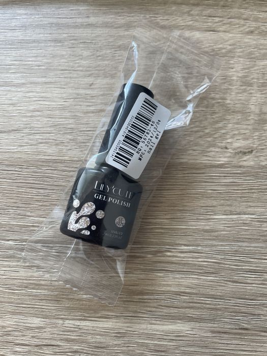 Lakier do paznokci hybrydowy Lilycute