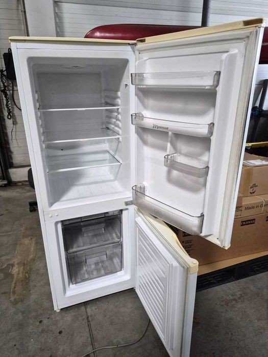 Sprawna Lodówka Mastercook LC-315AA - Tylko 150 zł!