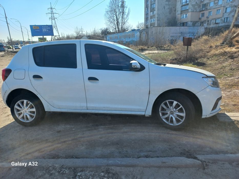 Рено Sandero  2017