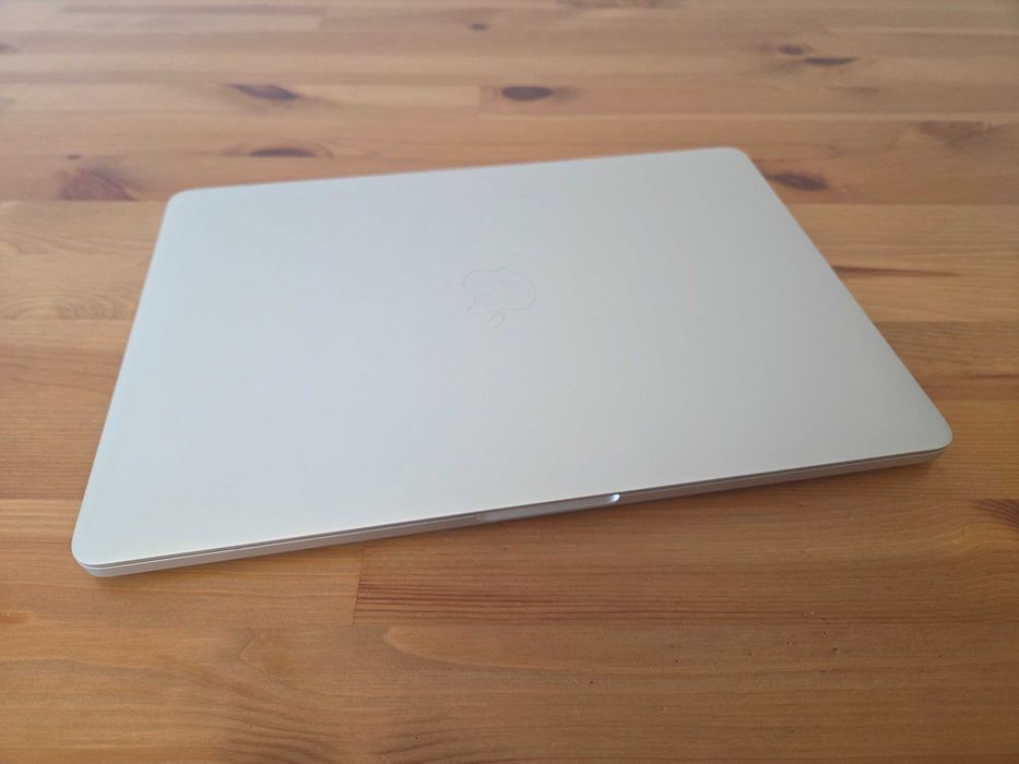 Ноутбук Apple Macbook Pro 13" A1989 i7 16gb 512Gb #1