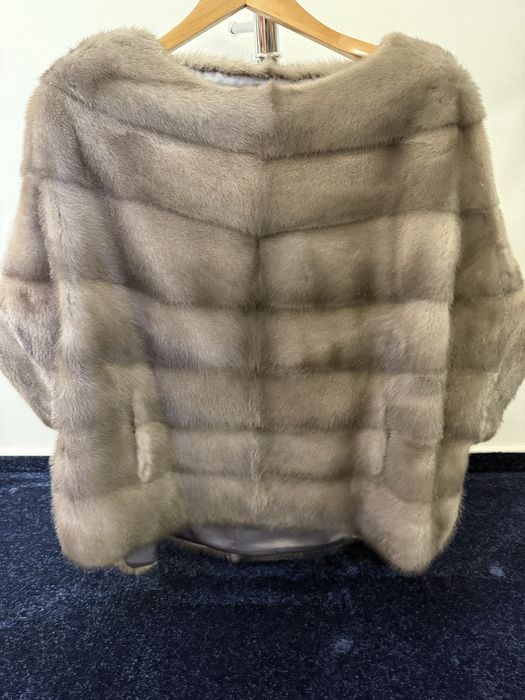 Пончо из норки  б/у.