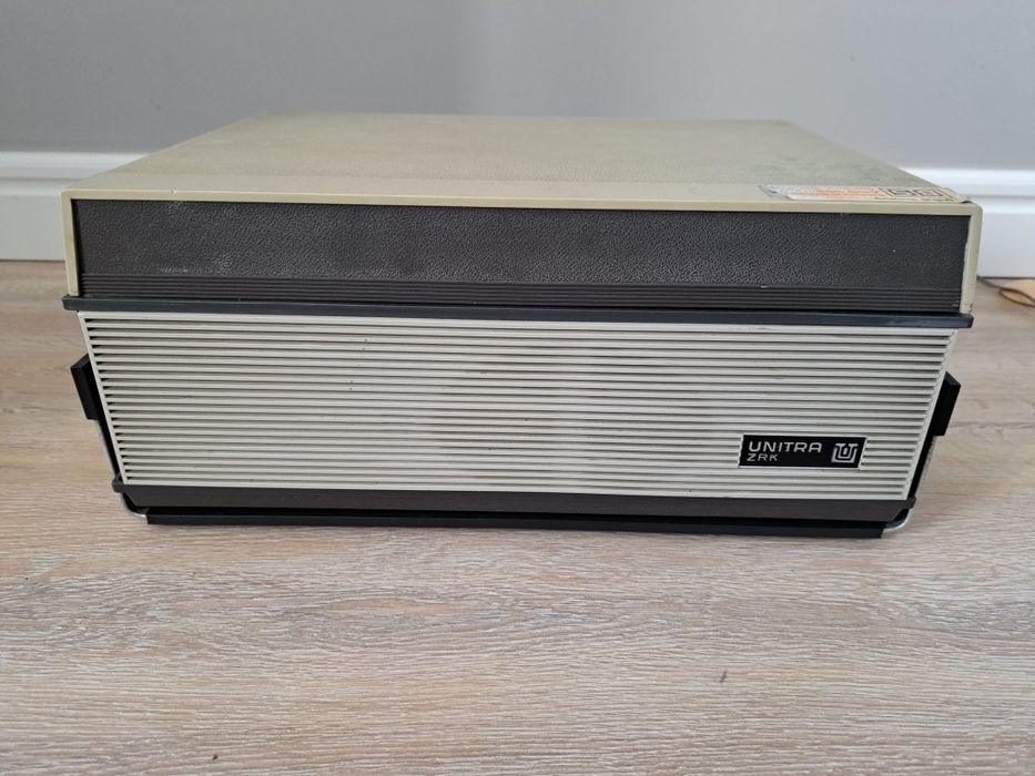 Magnetofon szpulowy sprawmy plus kasety Unitra ZetK140