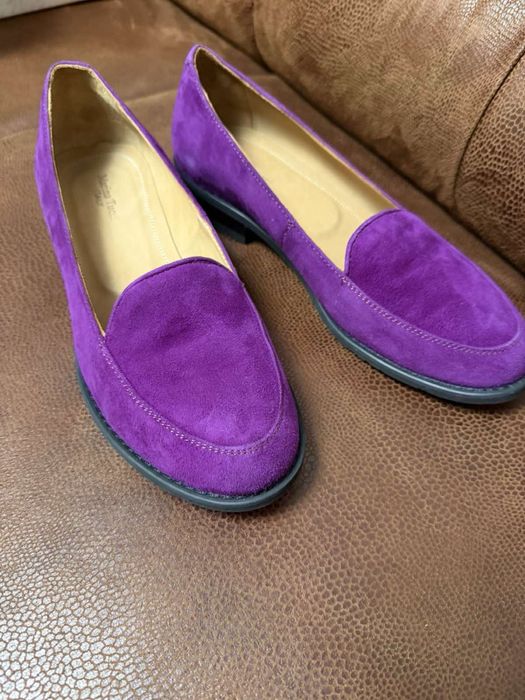 Лофери та туфлі жіночі 38 розмір