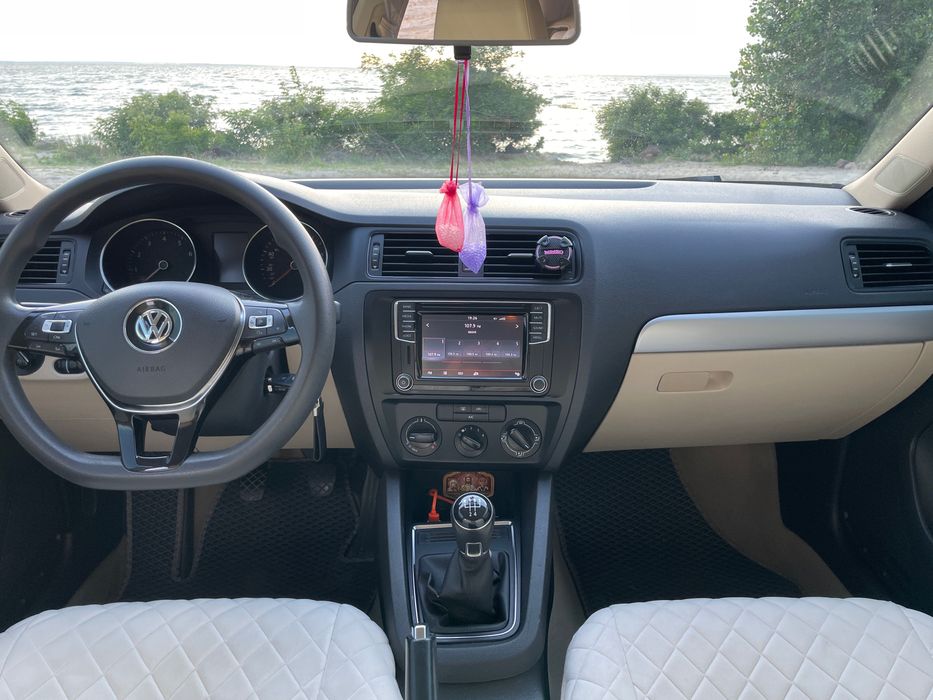 Volkswagen Jetta 2016