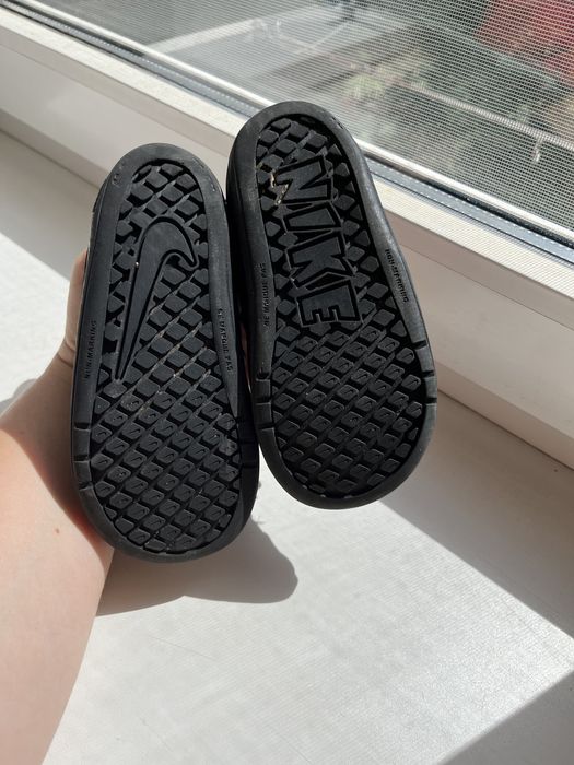 Кросівки Adidas samoa 25 р/ Nike pico 25 р