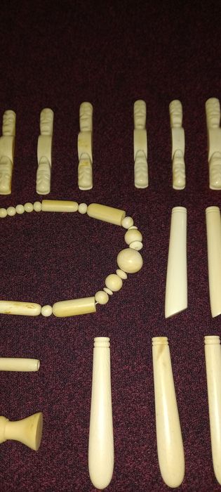 Vendo, marfim, varias pecas, todos 200 euro