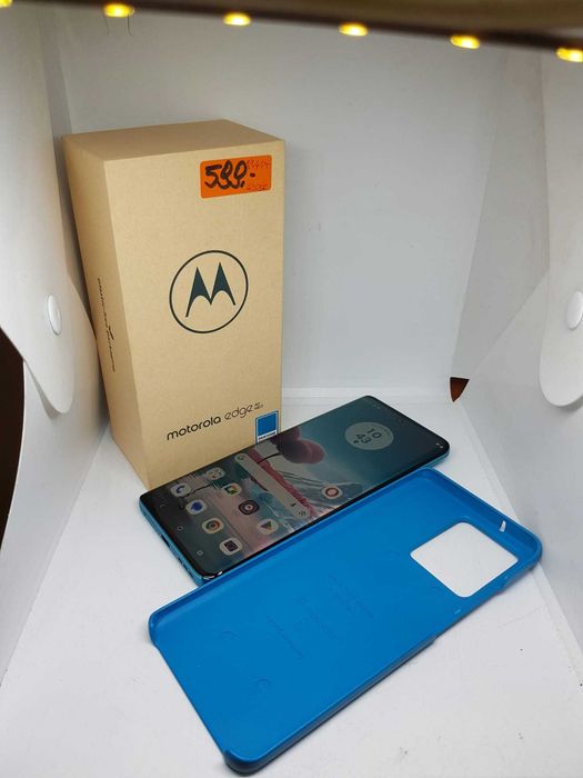 Smartfon Motorola Edge 40 Neo 12/256GB - Jak Nowy