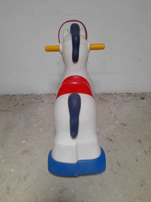 Cavalinho com rodas da  Chicco