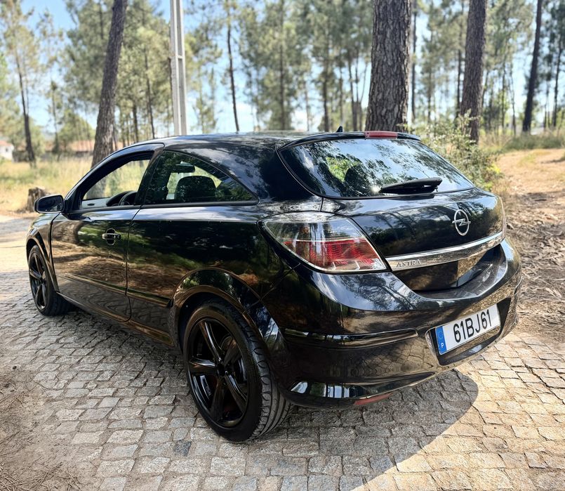 Opel Astra GTC — fotografia 6