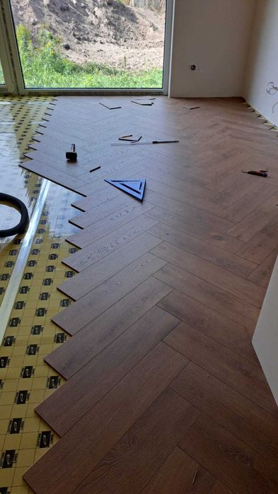 GratisyPanel podłogowy wodoodporny jodełka AC5 8 mm Alsapan Bolero 508