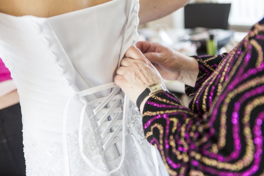 Продам оригинальное эффектное свадебное платье от Карандашевой